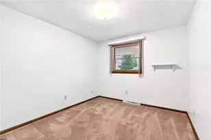 145 Stump Dr, Rostraver, PA 15012 - Photo 33