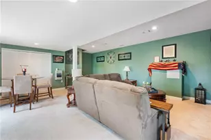 132 Edgewood Dr, New Stanton, PA 15672 - Photo 25