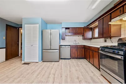 2608 Noblestown Rd, Pittsburgh, PA 15205 - Photo 11