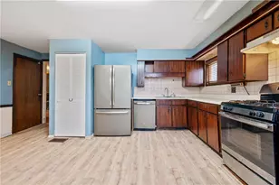 2608 Noblestown Rd, Pittsburgh, PA 15205 - Photo 11