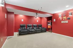 2167 S Villa Dr, Hampton, PA 15044 - Photo 41