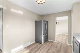 326 Frazier, Neshannock Township, PA 16105 - Photo 7