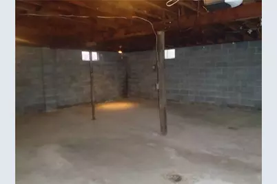 2614 Old Pittsburgh, Shenango Township, PA 16101 - Photo 13