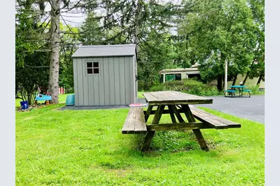 1044 Delaware Ave, Bethel Park, PA 15102 - Photo 45