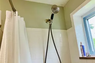 1044 Delaware Ave, Bethel Park, PA 15102 - Photo 25