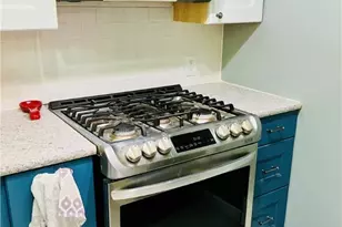 1044 Delaware Ave, Bethel Park, PA 15102 - Photo 9