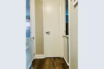 1044 Delaware Ave, Bethel Park, PA 15102 - Photo 11