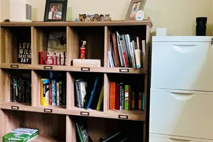 1044 Delaware Ave, Bethel Park, PA 15102 - Photo 17