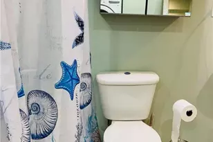 1044 Delaware Ave, Bethel Park, PA 15102 - Photo 37