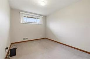 4923 Leona Dr, Pittsburgh, PA 15227 - Photo 29