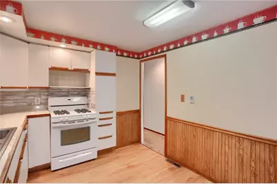 916 Temple Ave, New Castle, PA 16101 - Photo 33