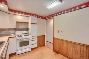 916 Temple Ave, New Castle, PA 16101 - Photo 33