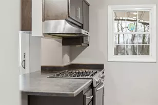 650 Galway Dr, Bethel Park, PA 15102 - Photo 23