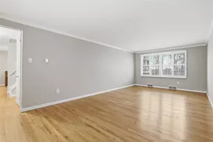 650 Galway Dr, Bethel Park, PA 15102 - Photo 11