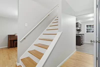 650 Galway Dr, Bethel Park, PA 15102 - Photo 9
