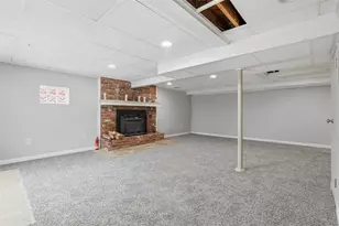 650 Galway Dr, Bethel Park, PA 15102 - Photo 39