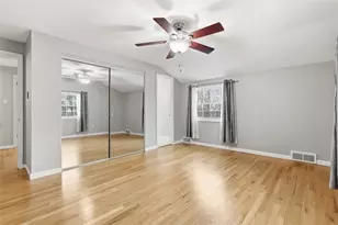 650 Galway Dr, Bethel Park, PA 15102 - Photo 31