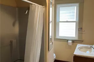 224 4th St, Ellwood City, PA 16117 - Photo 3