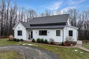 103 Silver Oak Ln, Slippery Rock, PA 16057 - Photo 5