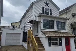 539 Walnut St, Vandergrift, PA 15690 - Photo 1