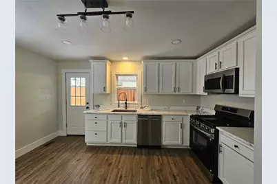 539 Walnut St, Vandergrift, PA 15690 - Photo 7