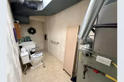 321 Butler Rd, East Franklin Township, PA 16201 - Photo 21