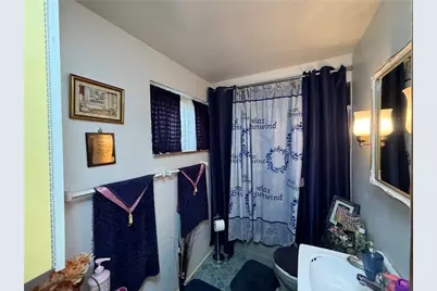 1938 Glencrest Dr, Monroeville, PA 15146 - Photo 19