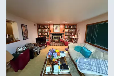 1938 Glencrest Dr, Monroeville, PA 15146 - Photo 5