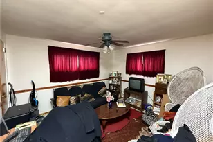 1938 Glencrest Dr, Monroeville, PA 15146 - Photo 17