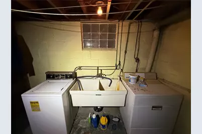 1938 Glencrest Dr, Monroeville, PA 15146 - Photo 27