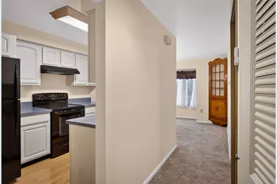 363 Hawthorne Ct, Ross Twp, PA 15237 - Photo 11