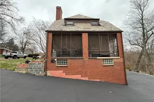 708 Jefferson Dr, Ross Twp, PA 15229 - Photo 37