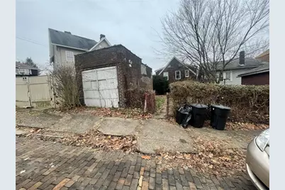 2008 Locust St, Pittsburgh, PA 15218 - Photo 5