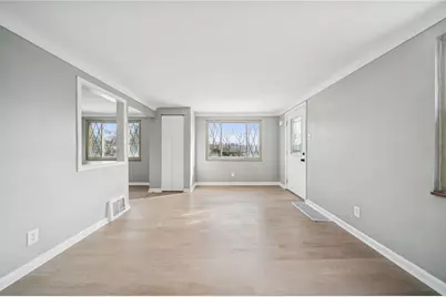 417 Longview Dr, Monroeville, PA 15146 - Photo 3