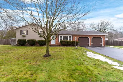 3 Redwood Dr, Hempfield Township, PA 16125 - Photo 5