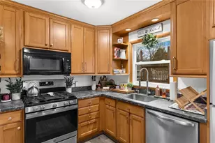 3 Redwood Dr, Hempfield Township, PA 16125 - Photo 11