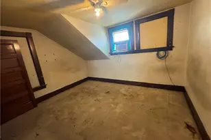 237 S Lincoln St, Washington, PA 15301 - Photo 13