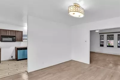 623 E 3rd Ave, Tarentum, PA 15084 - Photo 13