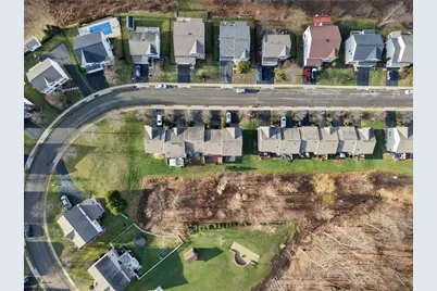 144 Broadstone Dr, Adams Township, PA 16046 - Photo 5