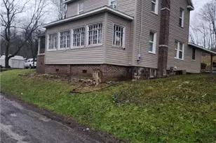 284 Corbett Ave, S Mahoning/Plumville, PA 16246 - Photo 3