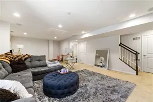 2020 Connecticut Ln, Pittsburgh, PA 15143 - Photo 19