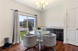 2020 Connecticut Ln, Pittsburgh, PA 15143 - Photo 5