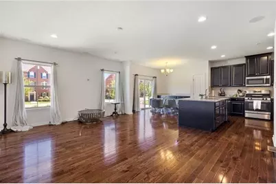 2020 Connecticut Ln, Pittsburgh, PA 15143 - Photo 3