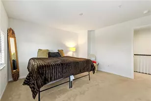 2020 Connecticut Ln, Pittsburgh, PA 15143 - Photo 13