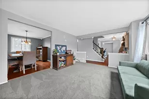1486 Greendale Dr, Pittsburgh, PA 15239 - Photo 5