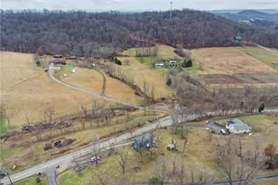 869 Middletown Rd, Hempfield Township, PA 15672 - Photo 23