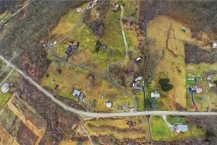 869 Middletown Rd, Hempfield Township, PA 15672 - Photo 25