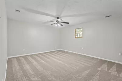 138 Nursery Ln, Jefferson Township, PA 16002 - Photo 9