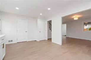 2441 Dewey St, Munhall, PA 15120 - Photo 11