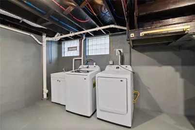 2441 Dewey St, Munhall, PA 15120 - Photo 23